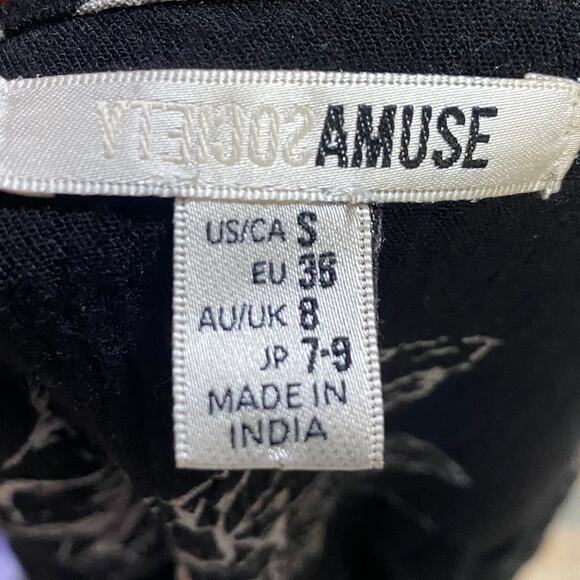 Amuse Society Floral Print Blouse Top Keyhole Tie Neckline Black Light Pink S - Picture 7 of 8